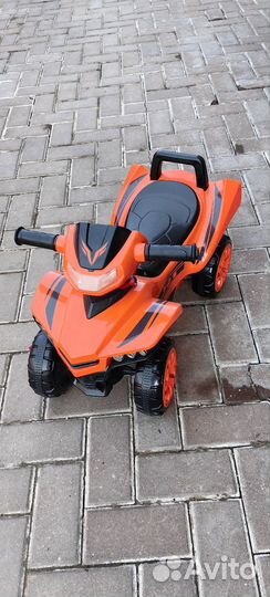 Машинка Каталка