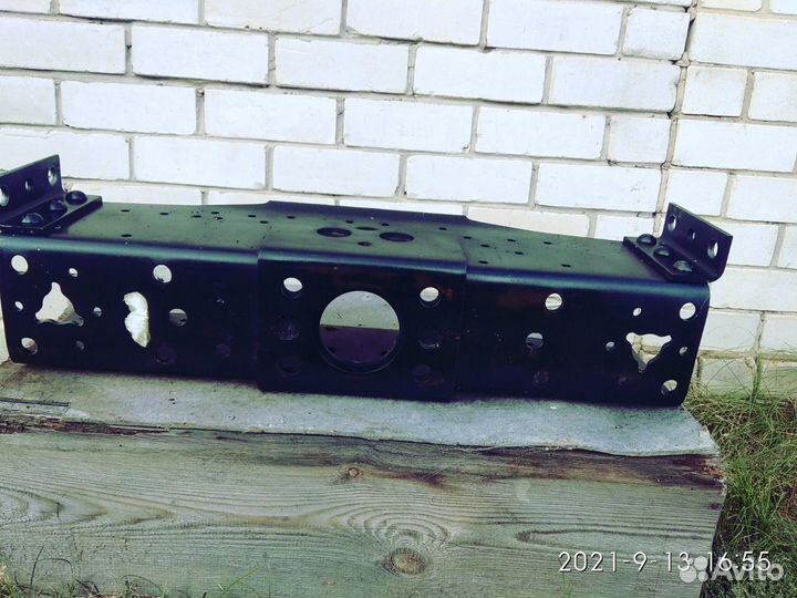 Задняя поперечина на раму камаз