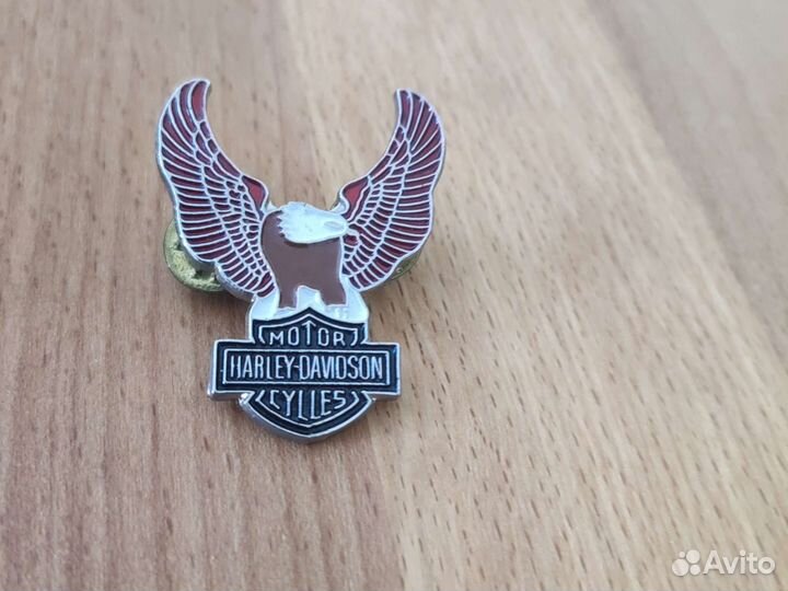 Значок harley davidson