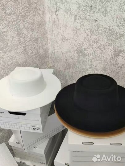 Шляпа фетровая женская