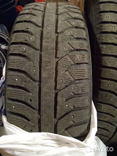 Bridgestone Ice Cruiser 7000 235/65 R18