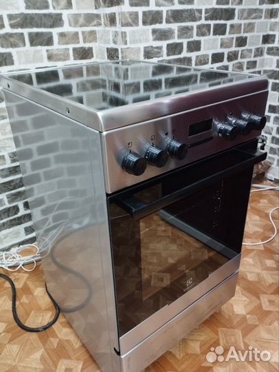 Продам плиту и вытяжку