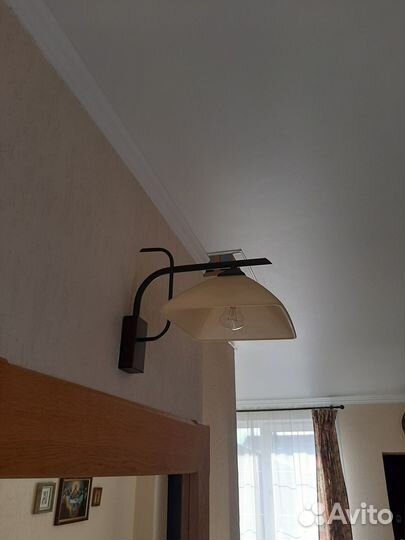 Настенный светильник бра