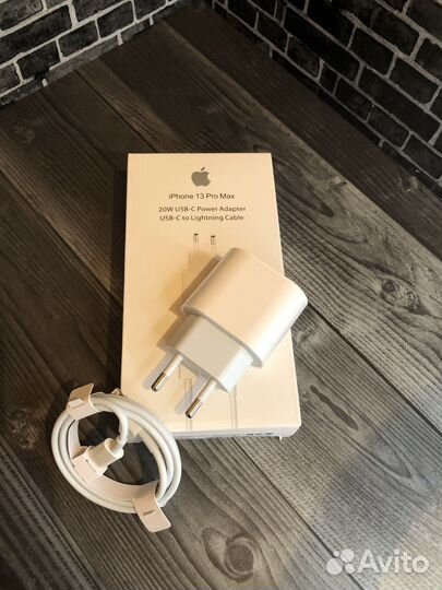 Быстрая зарядка для iPhone 20w