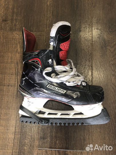 Хоккейные коньки bauer vapor 1x