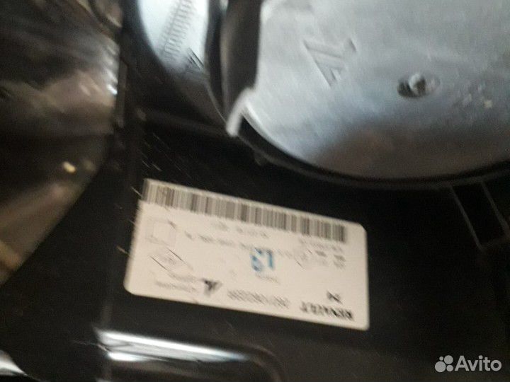 Фара передняя правая Renault Logan 2 Sandero 2