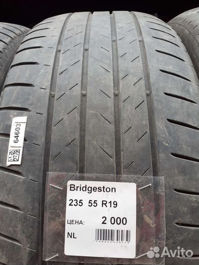 Bridgestone Alenza 001 235/55 R19
