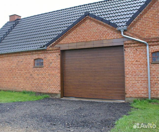 Гаражные секционные ворота 2000х2500