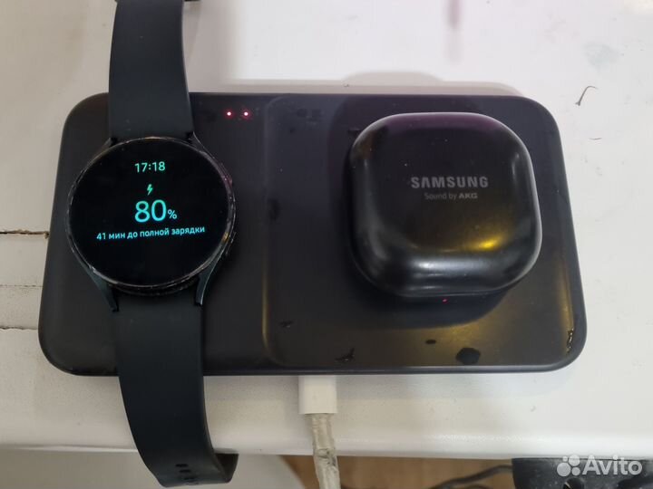 Безпроводная зарядка Samsung EP-P4300