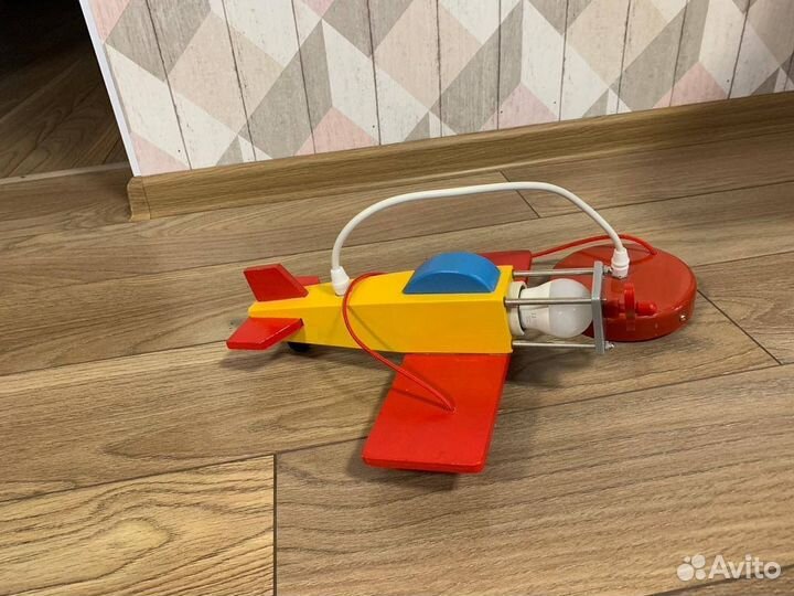 Люстра в детскую