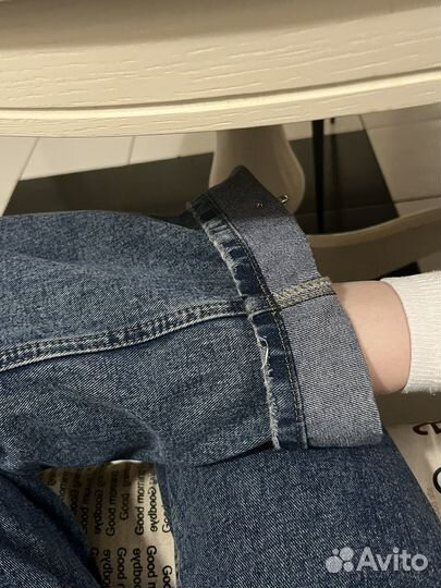 Джинсы
