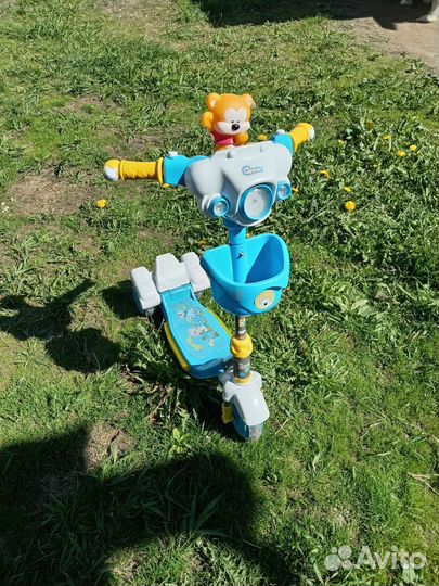 Самокат детский (со светом и музыкой)