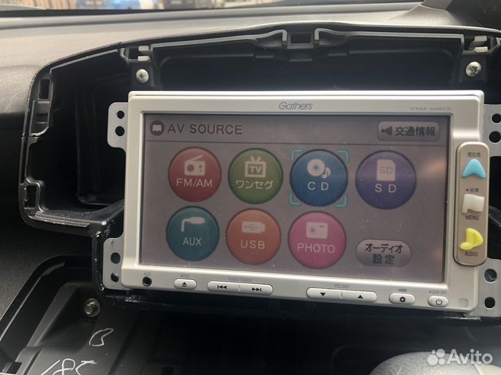 Штатная магнитола Honda Freed