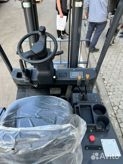 Вилочный погрузчик TRF E18-3i2, 2023