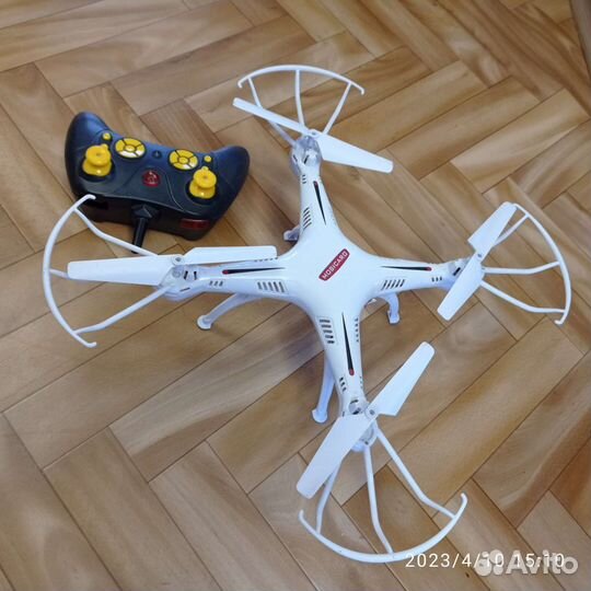 Квадракоптер