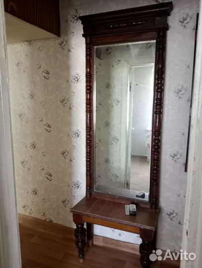 Зеркало старинное напольное