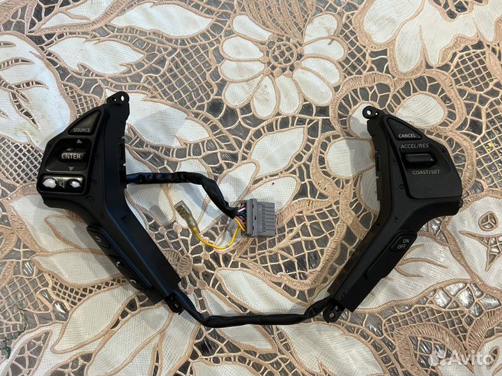 Кнопки в руль Infiniti G25