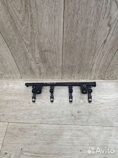 Рейка топливная Renault Logan, I (2004—2009) 2008