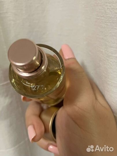 Духи женские Carolina Herrera