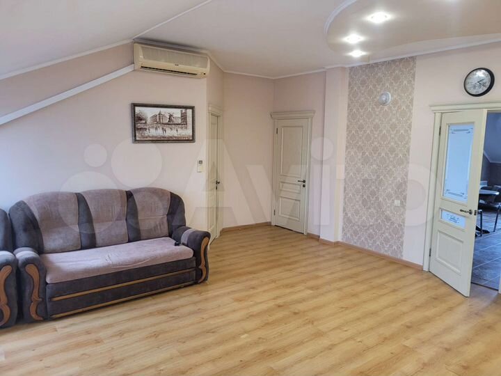 3-к. квартира, 110 м², 7/7 эт.