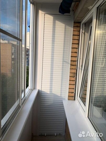 Шкаф с рольставнями на балкон любые размеры