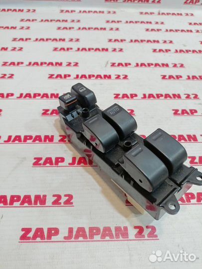 Блок управления стеклоподъемником передний правый