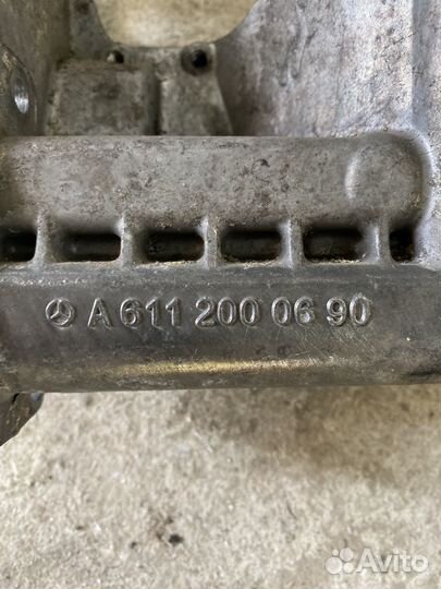 Флянец системы охлождения Mercedes Vito W638