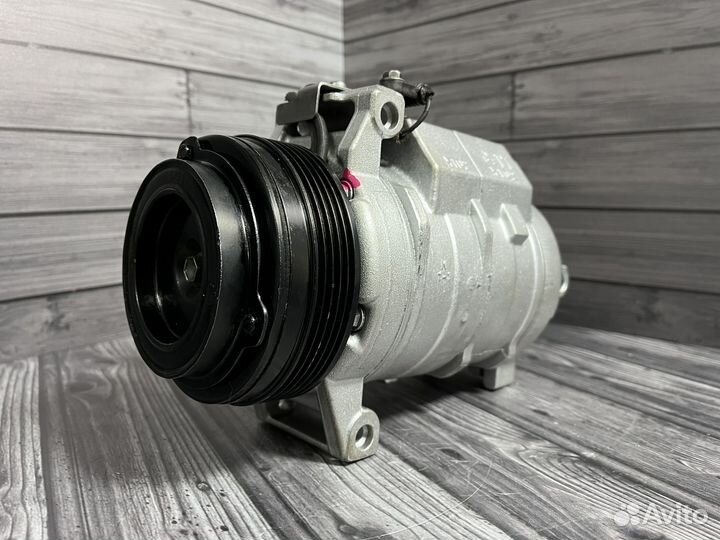 Компрессор кондиционера BMW X5 4.4i