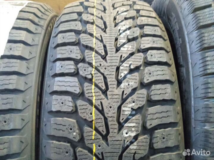 Kumho WinterCraft Ice Wi32 205/55 R16