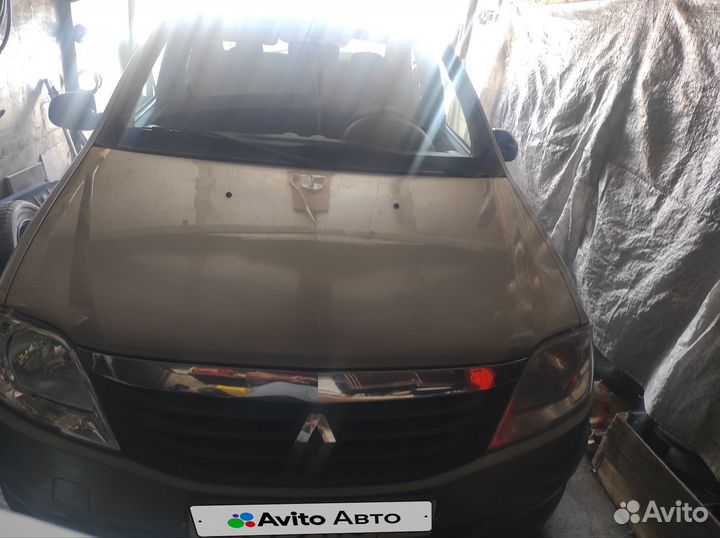 Renault Logan 1.6 AT, 2011, битый, 150 000 км