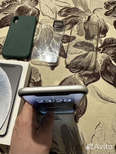 iPhone Xr, 64 ГБ