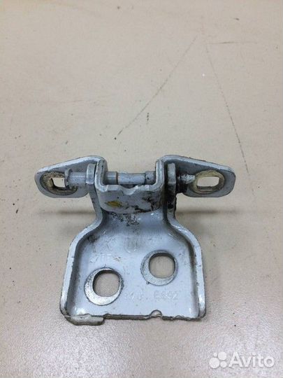 Петля двери передней левой нижняя Renault Logan