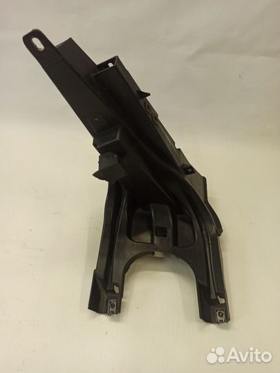 Кронштейн крыла передний левый BMW X5 E70