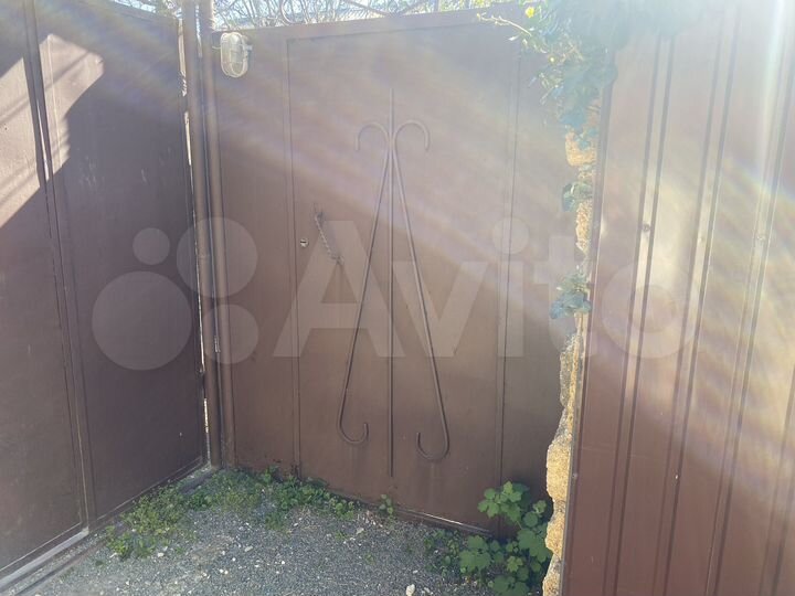 Дом 35 м² на участке 2 сот.