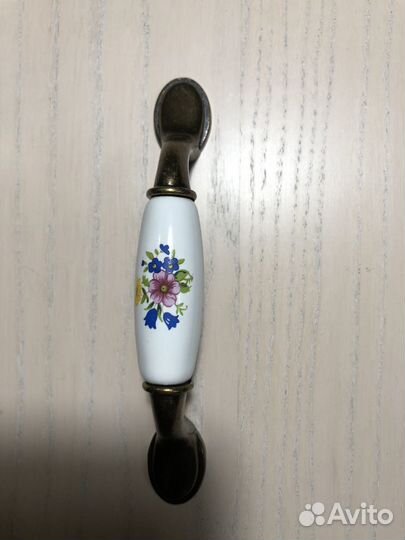 Мебельные ручки