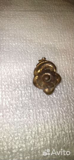 Кулон позолоченный