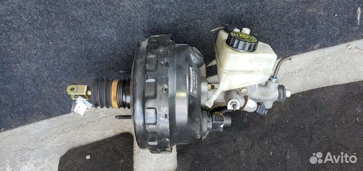 Вакуумный усилитель тормозов Mercedes-Benz W203