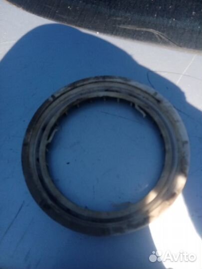 Крышка топливного насоса Lexus RX 300/330/350/400