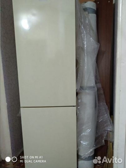 Холодильник leran CBF 201 BE NF б/у