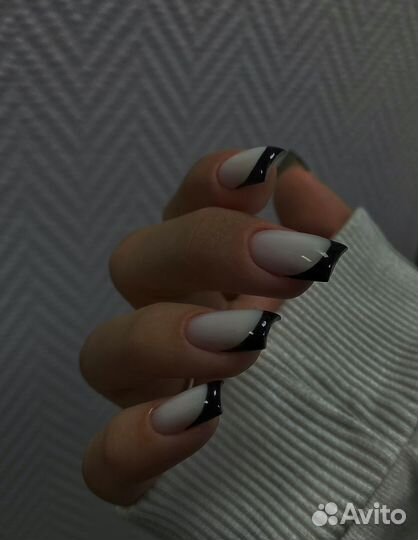 Мастер маникюра педикюра