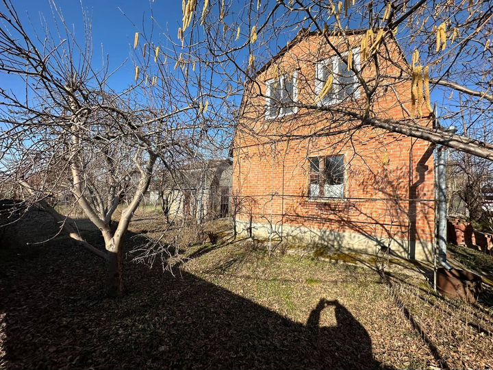 Дача 80 м² на участке 4 сот.