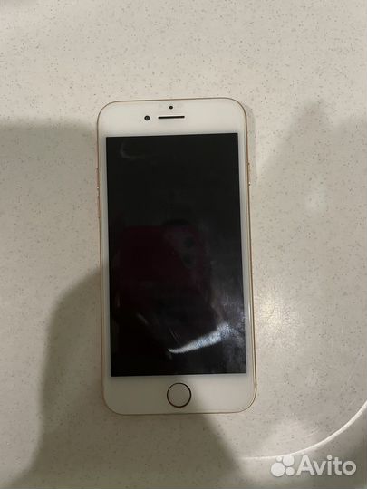 Телефон iPhone 8 64 gb