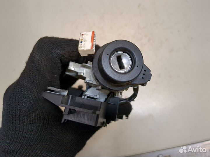 Замок зажигания Volkswagen Scirocco 2008, 2010