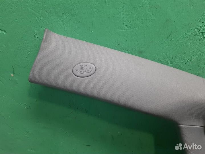 Обшивка левой стойки Toyota Verso R2 2009