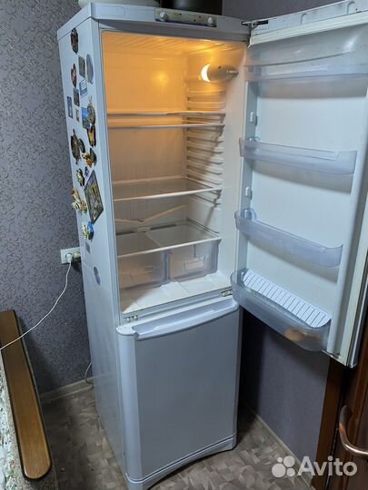 Двухкомпрессорный холодильник indesit 200 см