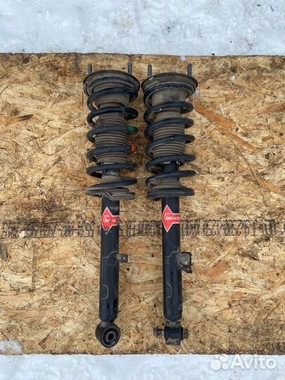 Передние стойки,Амортизаторы Toyota Crown S200