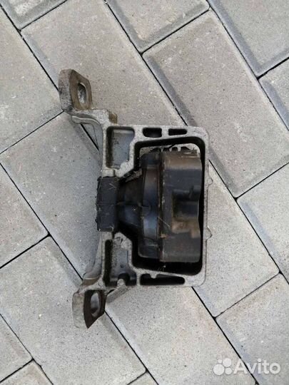 Подушка опора Двигателя форд фокус 2 1.6