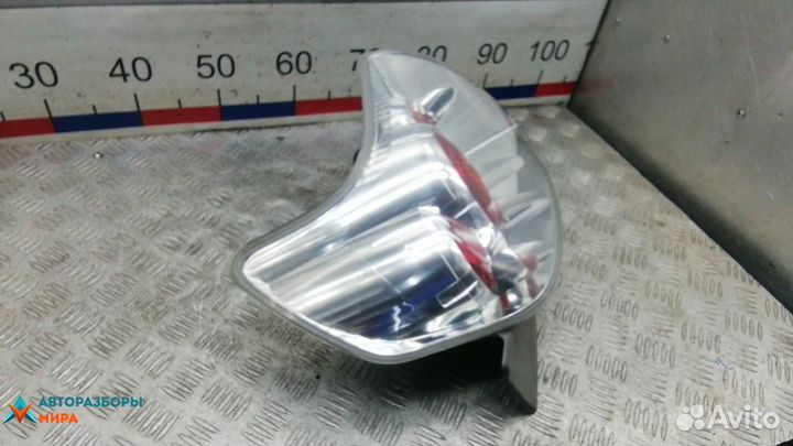 Фонарь задний правый Toyota Corolla Verso рест