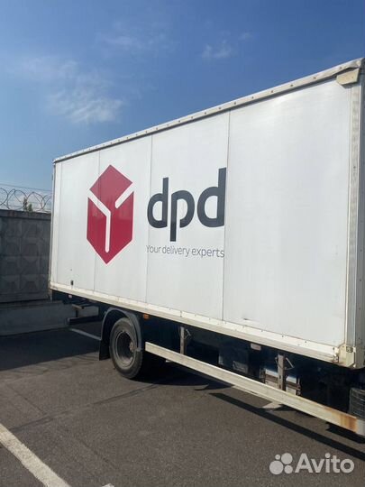 Водитель со своим авто