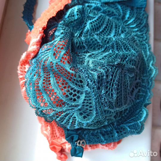 Бюстгалтер